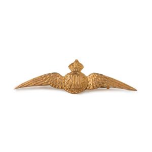 RAAF wings sweetheart brooch in 9ct gold, presented in the…