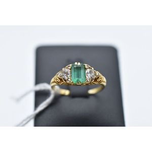 18ct yellow gold emerald and diamond ring
