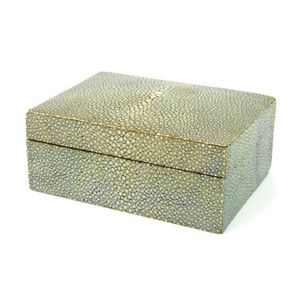 A rectangular shagreen cigarette box, French, circa 1930. 6 cm…