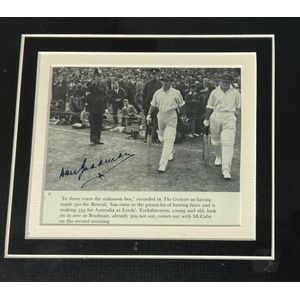 Don Bradman autograph, b/w print of Don Bradman walking out to…