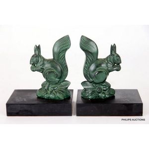 A pair of Art Deco spelter squirrel bookends, circa 1930,…