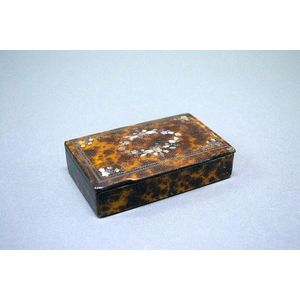 Antique tortoise shell & papier mache snuff box, decorated with…