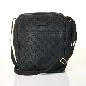 Gucci (Italy) handbags and purses - price guide and values display picture 1