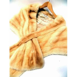 Kolinsky hot sale fur stole