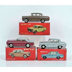 3 Model Pet models, including no.7S new Corona; no.9 Hillman…