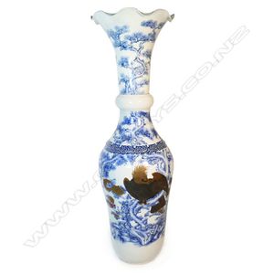 A FINE AND RARE JAPANESE ARITA VASE & COVER, Last quarter of the 17th  centuy