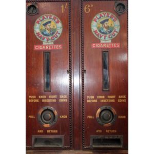 Wooden cased Players Navy cut coin operated (6d) cigarette…