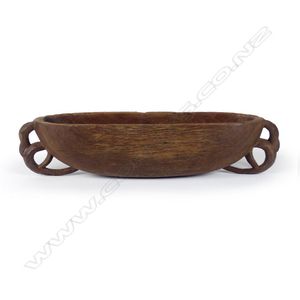 Ian McMillan dark hardwood carved wakahuia, plain form with…