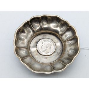Russian silver coin tray, 1899 central coin mounted in 84…
