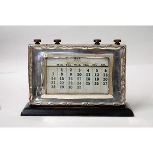 vintage desk calendars - price guide and values