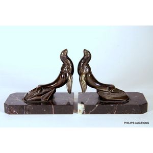 A pair of Art Deco spelter performing seal bookends, circa…