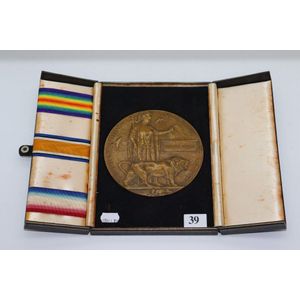 World War I death plaque, bronze dead man's penny for William…