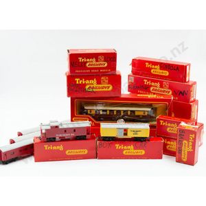 Boxed HO gauge Tri-ang Railways British made R357 Aia Aia…