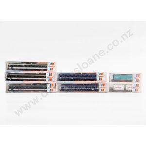 N gauge Roco railway three Sbb Intercity coaches with two Trans…
