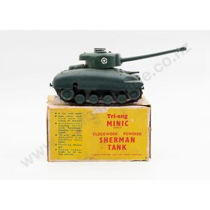 Part boxed Tri-ang Minic Sherman tank green plastic 21 cm,…