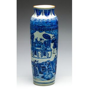A Chinese blue and white ceramic hand painted cylindrical vase…
