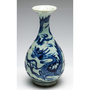 A Chinese pear shaped blue and white dragon Pottery vase with…