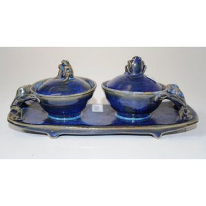 Pottery frog inkwell length 18 cm, incised mark underneath,…