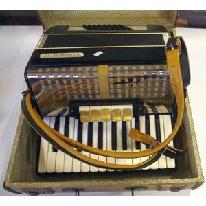 Vintage accordion - price guide and values