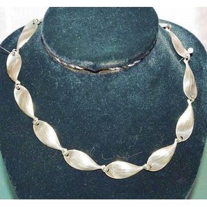 Silver Leaf Necklace Form - Necklace/Chain - Jewellery