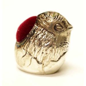 Miniature silver bird form pin cushion sparrow form, with inset…