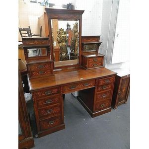 A fine Edwardian rosewood twin pedestal dressing table, the&hellip;