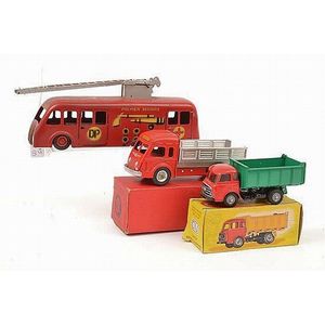 Three CIJ (France) models, including tinplate Ref 5/37 truck,…