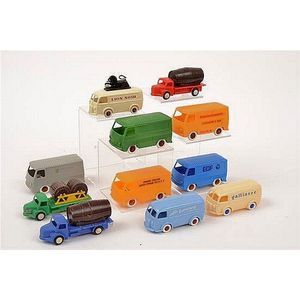 A collection of plastic models, including Vape (France) Lion…