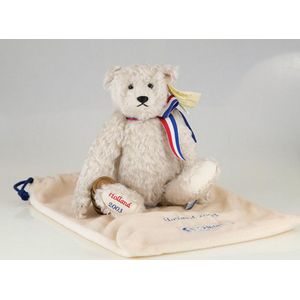 As new, limited edition 1033/1500 Steiff Holland bear 2003:…