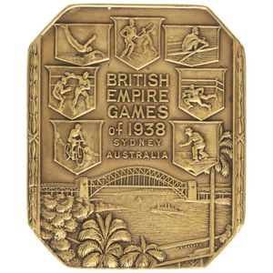 BE & CG 1954 VANCOUVER B.C British Empire Commonwealth Games Vintage Lapel Pin 