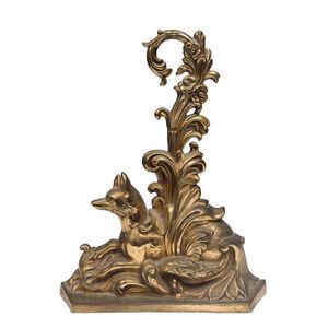 A brass doorstop modelled as a small fox, 19th/20th century, 40…