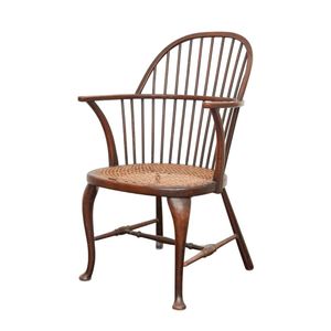 A Georgian style Windsor armchair, 84 cm high, 54 cm wide, 40&hellip;