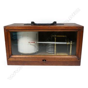 A French 'Richard Freres' barograph, mid 20thC, in mahogany…