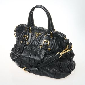 Prada (Italy) handbags - price guide and values