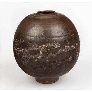 Greg Daly brown glazed Australian studio pottery vase signed&hellip;