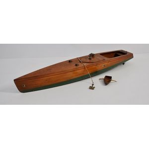 1930s cedar hulled clockwork speedboat. Marked IK to prow.…