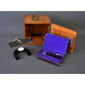 Reichert microscope sub stage. Cased stage and…