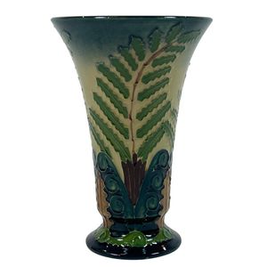 Vase Moorcroft Pottery - Modèle Pleviana Par Rachel Bishop - 2003 - Hauteur 10,5 Cm