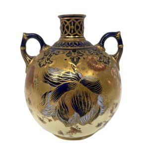 Royal Crown Derby (England) vases and urns, Imari and Old Imari