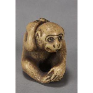 Meiji Ivory Monkey Netsuke with Lobster - Netsuke - Oriental