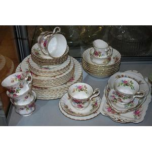 Royal Albert 'Moss Rose' Dinner Set for 6 + Extras - Royal Albert ...