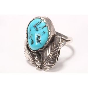 Vintage high quality Native American Silver Turquoise & Coral Decorated Leaf Ring Size 7.5