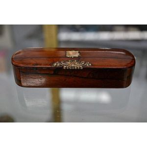 Antique Georgian rosewood and brass mounted oval form snuff box