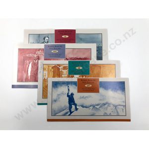 Reserve bank of New Zealand bank note presentation packs uncut…
