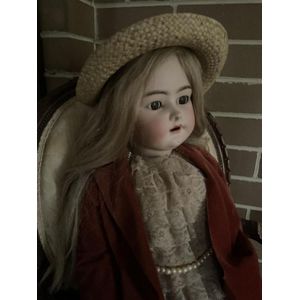 A rare German 'Simon Halbig' jointed body doll. With faux pearl&hellip;