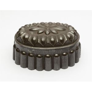 A large oval steel jelly mould French 19th century, length 25 cm