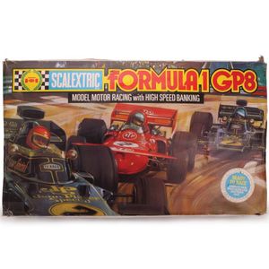 Boxed Scalextrix Formula one GP8 racing car set. Complete and…