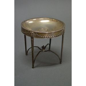 Hallmarked sterling silver bonbonniere in the form of a table,…
