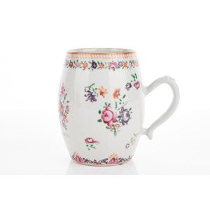 A Chinese export ware famille-rose tankard, Qing dynasty…