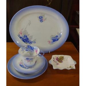 Shelley Trio and Dish Set with Extra Saucer - Shelley - Ceramics